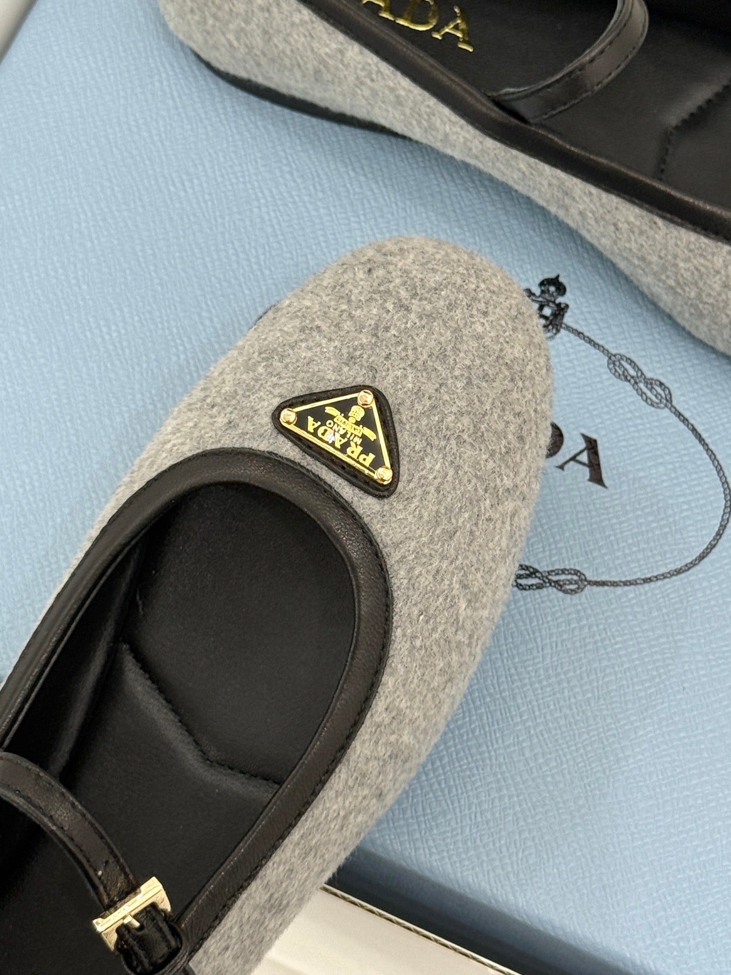 PRADA 26S MARY JANE  FLATS IN GREY FELTED FABRIC