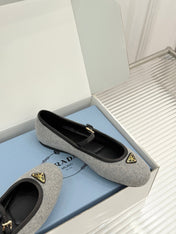 PRADA 26S MARY JANE  FLATS IN GREY FELTED FABRIC