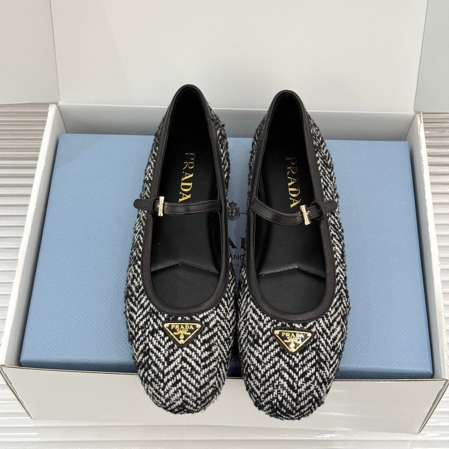 PRADA 26S MARY JANE  FLATS IN BLACK MIX WHITE TWEED