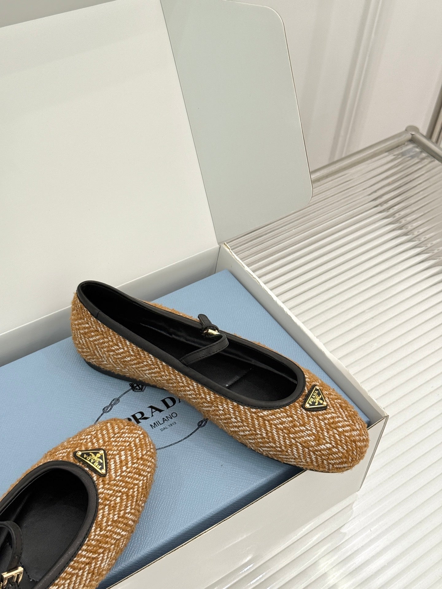 PRADA 26S MARY JANE  FLATS IN COGNAC BROWN TWEED