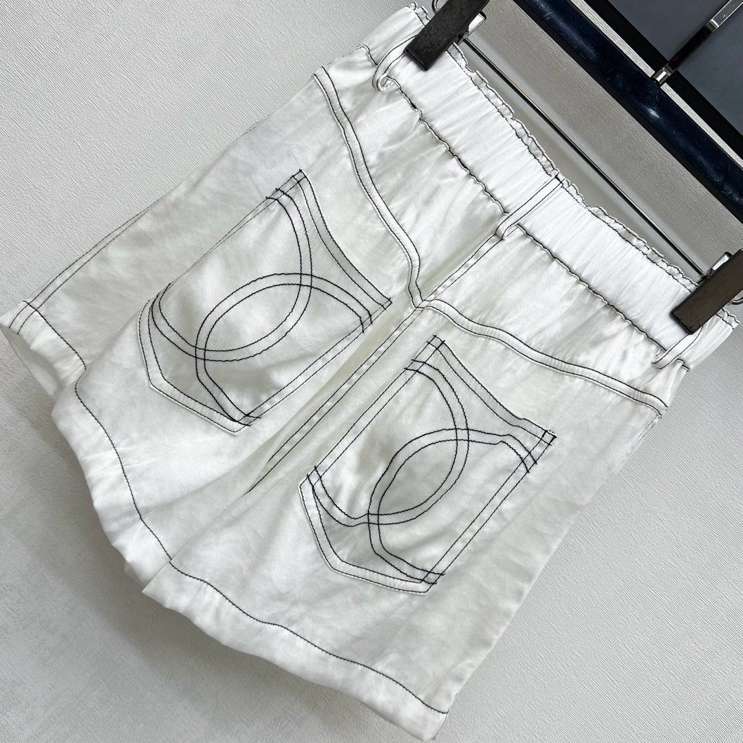 CHANEL HIGH-WAIST SHORTS 274759
