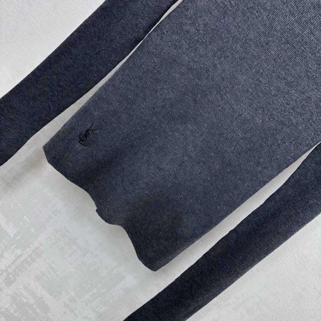 YSL 25S HIGH-NECK SWEATER STYLE 40