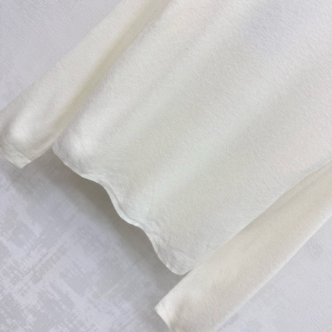 CHANEL 25S LIGHTWEIGHT KNIT SWEATER 607