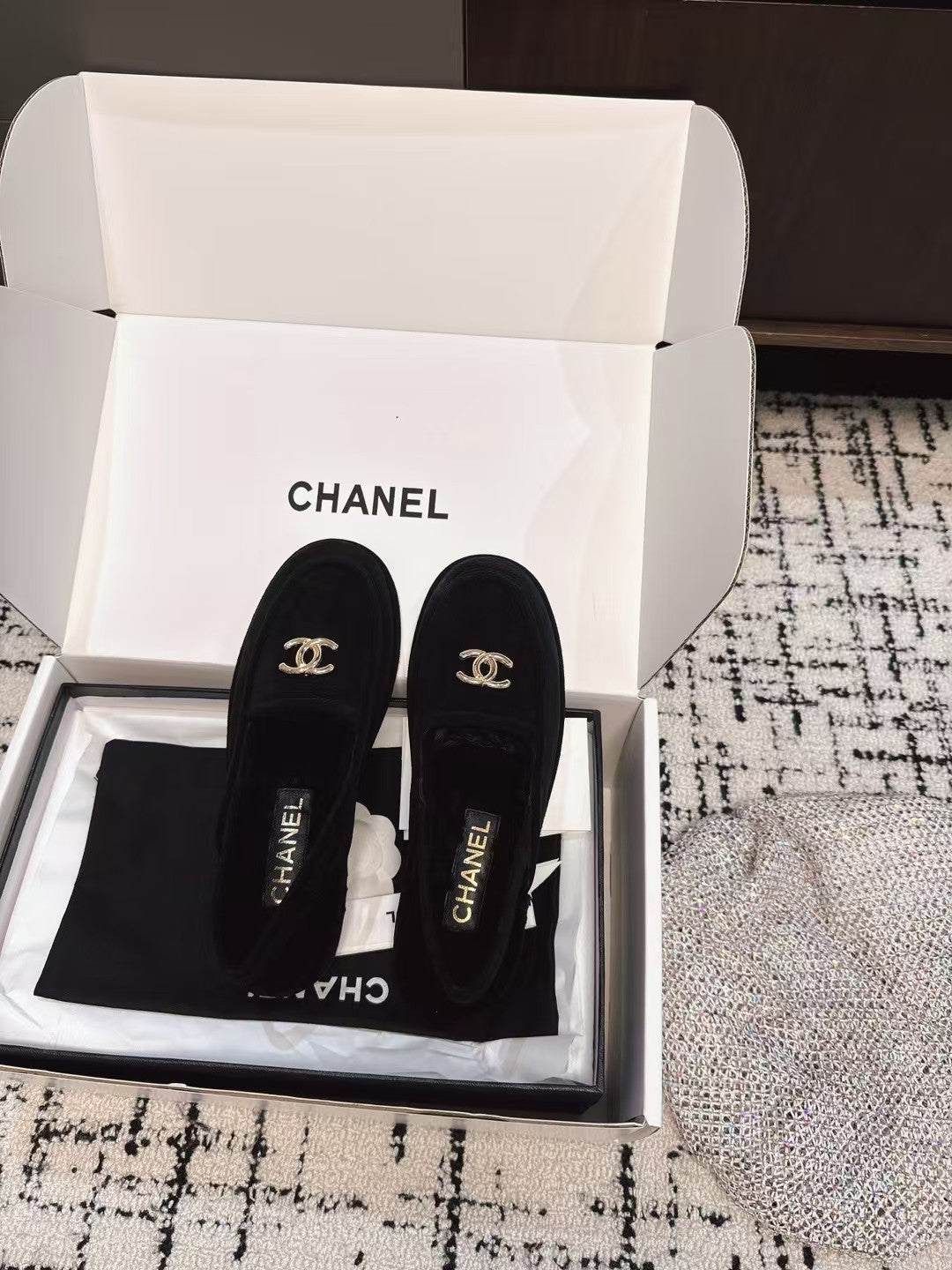 SLINGBACK LOAFER IN BLACK SUEDE AND SHEARLING