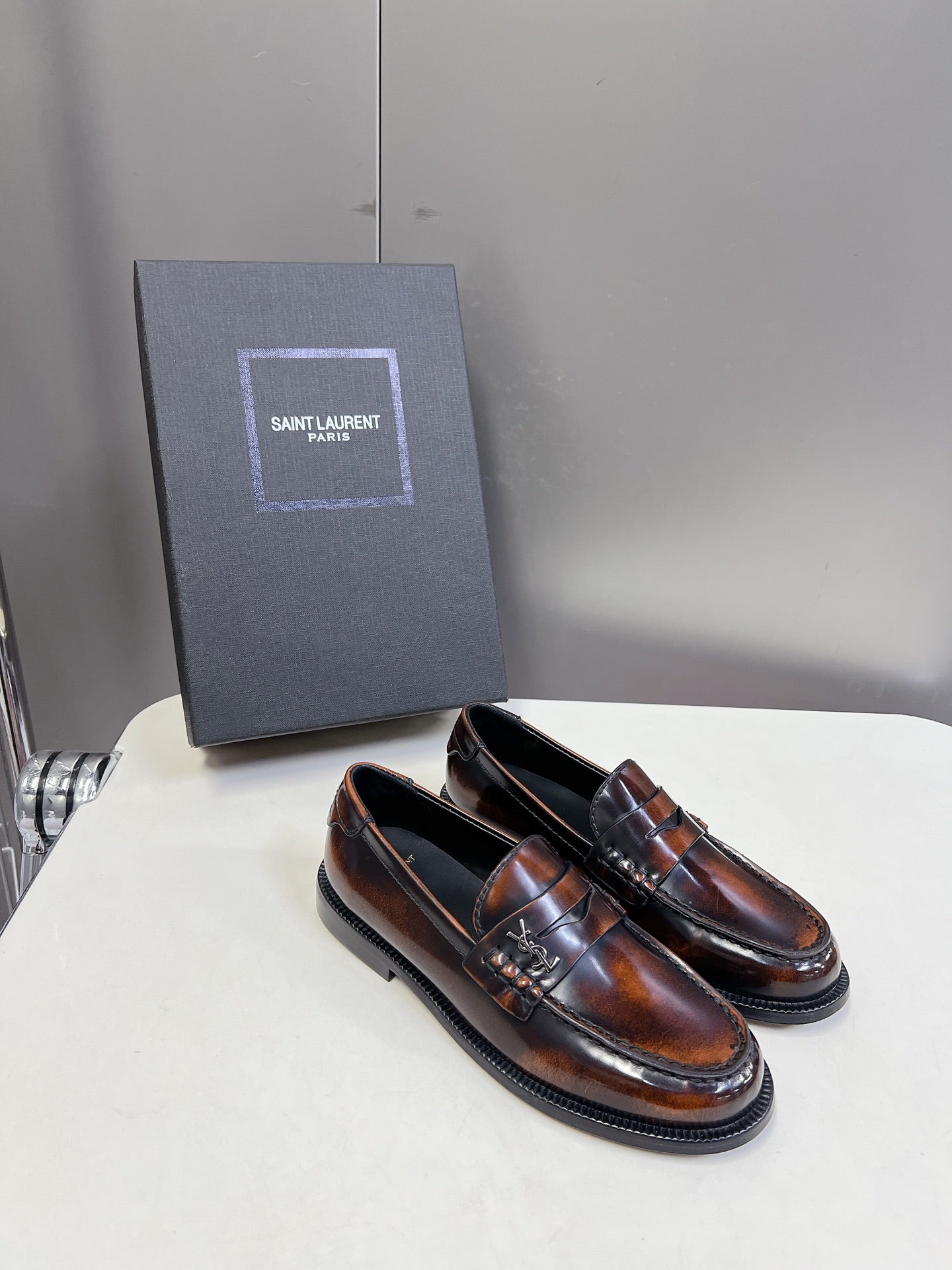 YSL 25S SAINT LAURENT LOAFERS IN TORTOISESHELL BROWN GLOSSY CALFSKIN