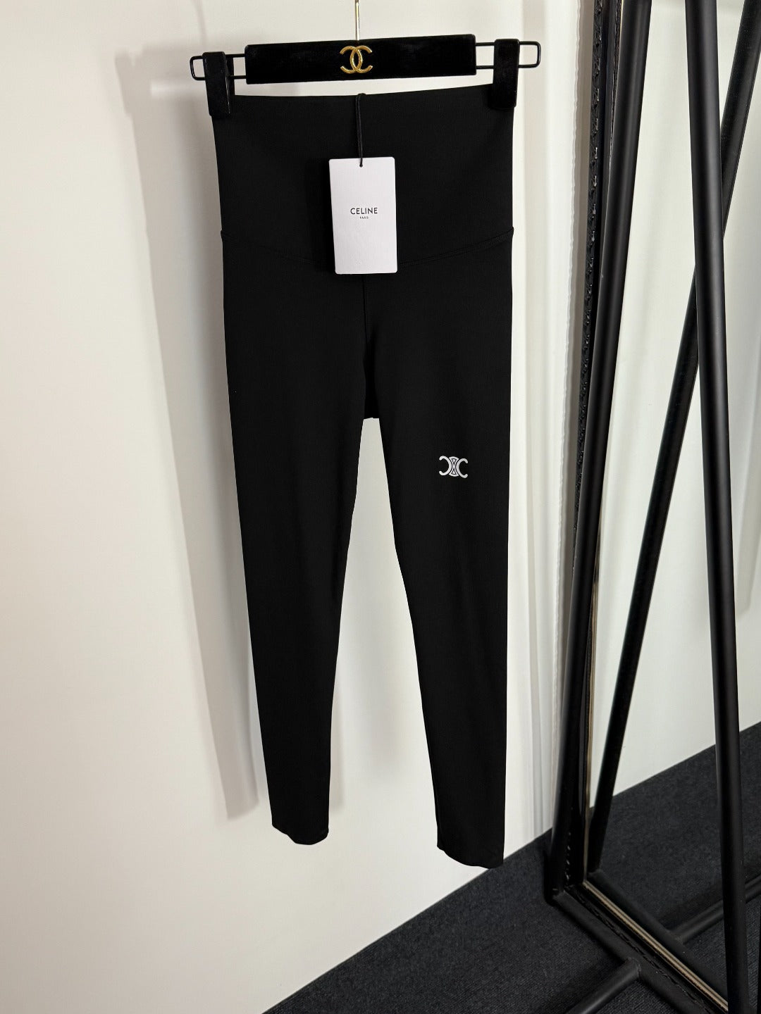 CELINE 26S HIGH-WAISTED STRETCH LEGGINGS STYLE 26
