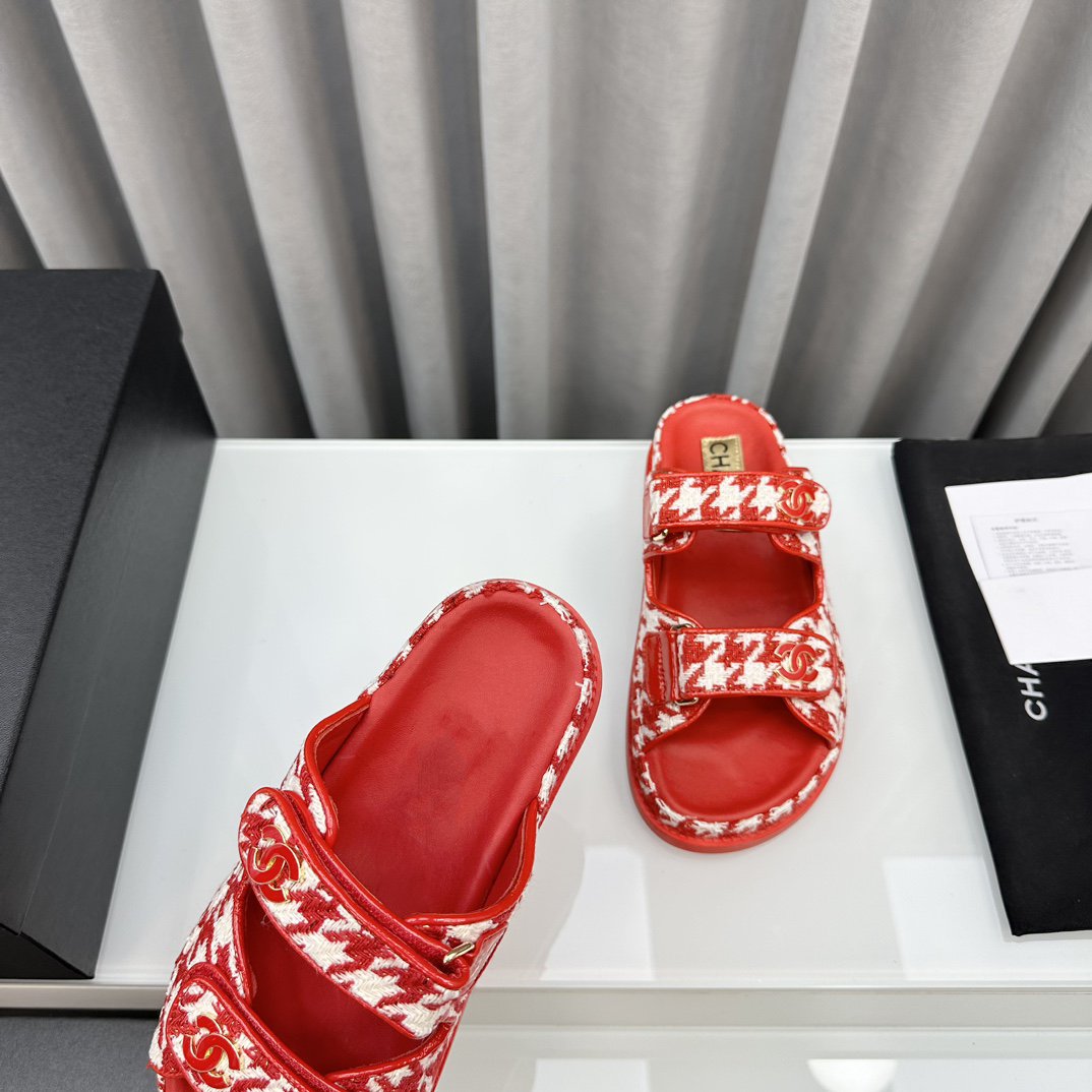 dad sandals red white mules