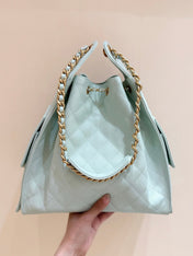 CHANEL 25S HANDBAG IN PALE CYAN 40 GRAINED CALFSKIN GOLD HARDWARE