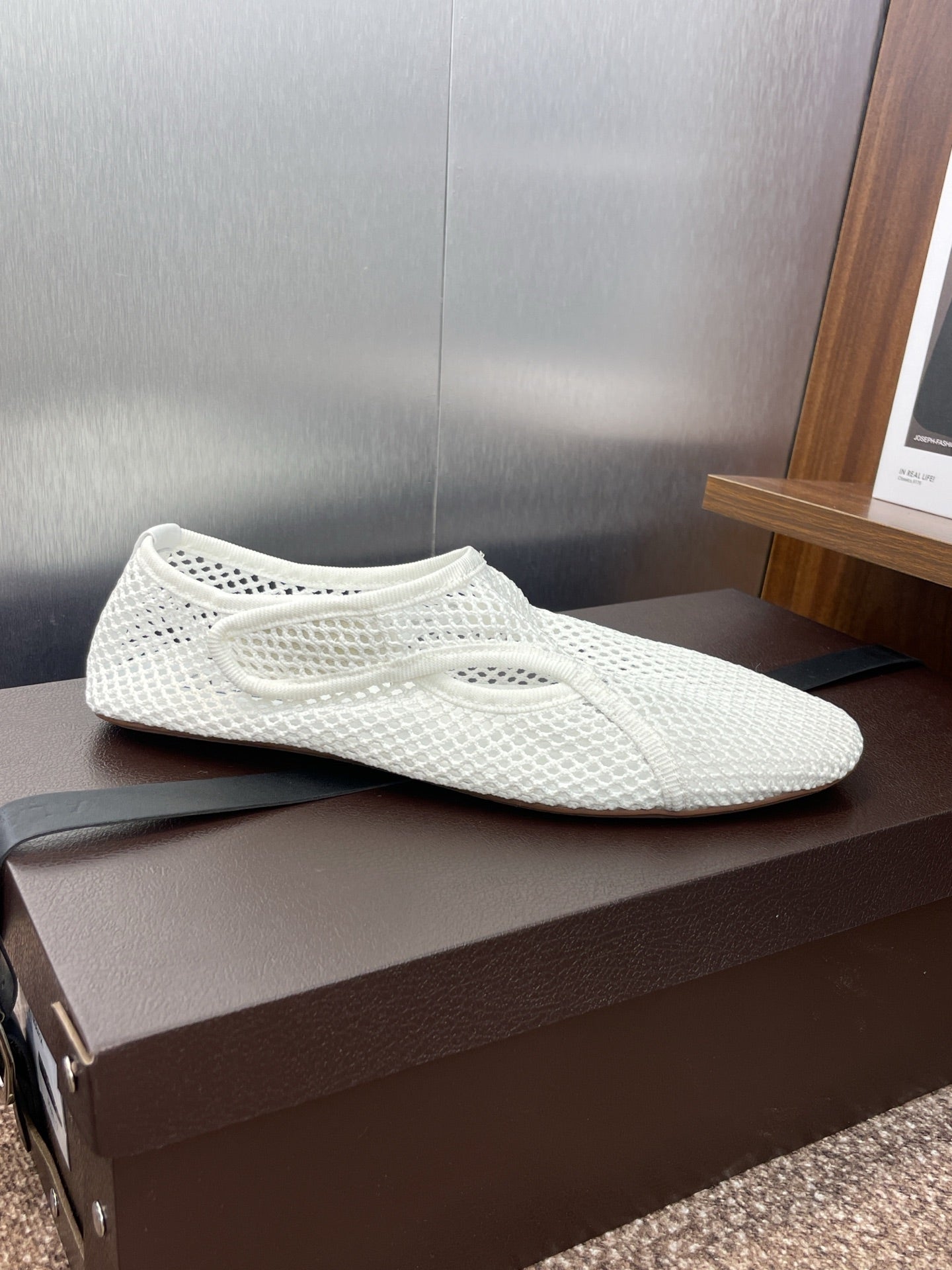 ALAIA MESH MARY JANE BALLET FLATS 25S IN WHITE FABRIC