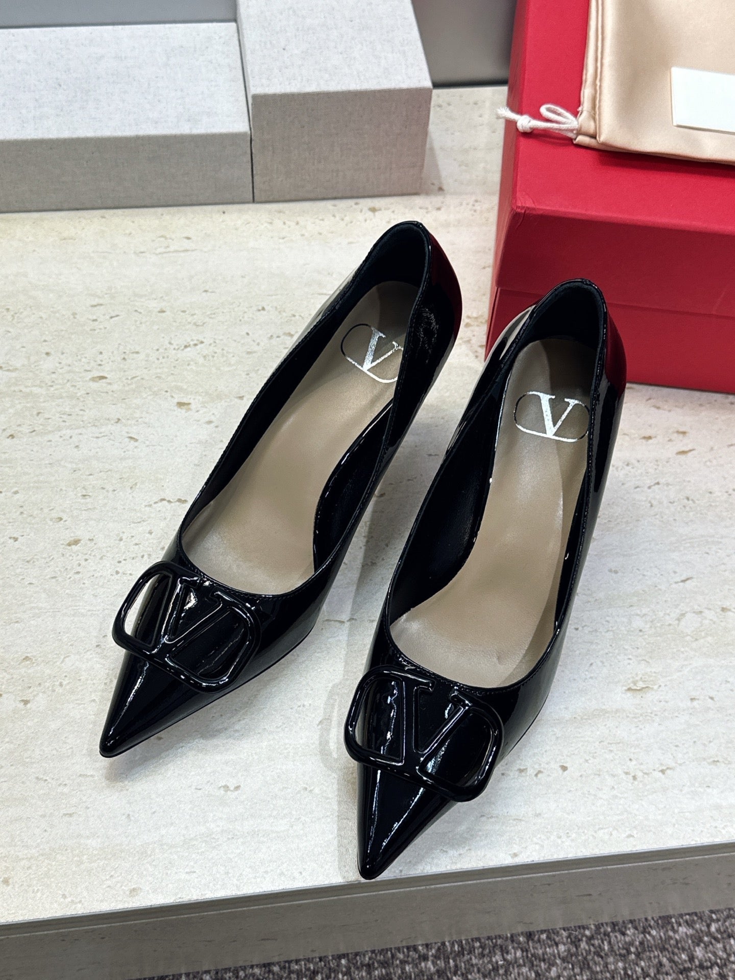 VALENTINO 26S HIGH HEELS 80 MM IN BLACK PATENT CALFSKIN