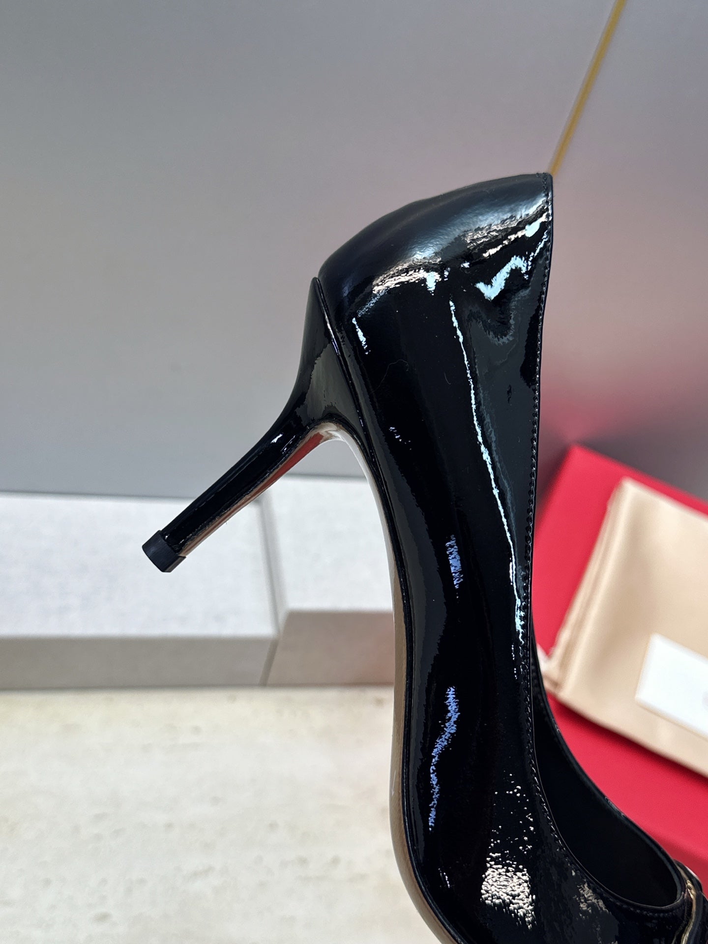 VALENTINO 26S HIGH HEELS 80 MM IN BLACK PATENT CALFSKIN