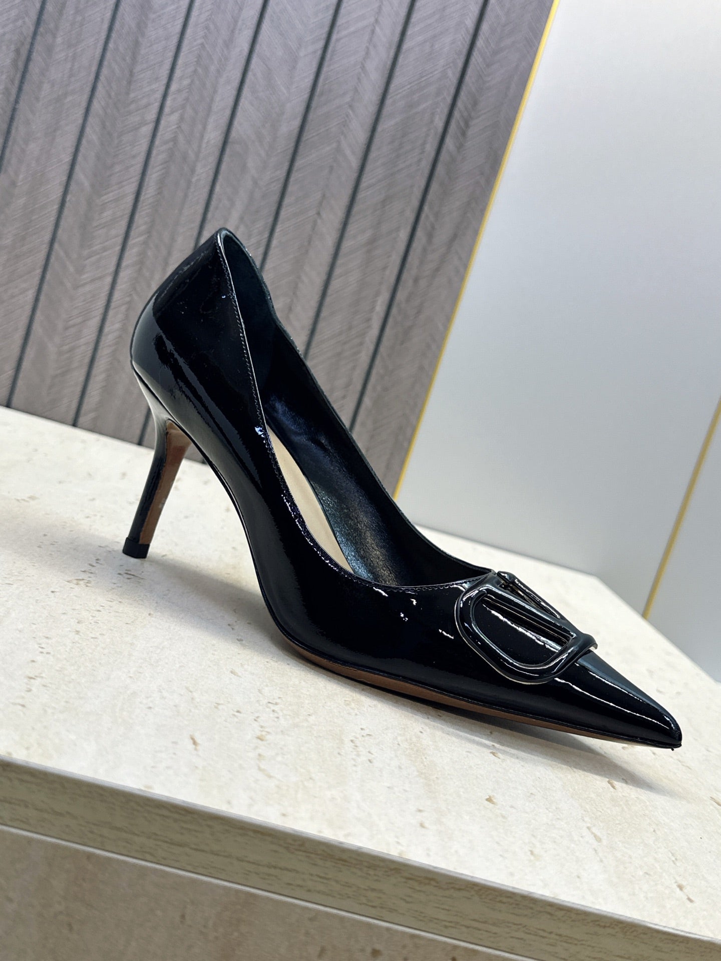 VALENTINO 26S HIGH HEELS 80 MM IN BLACK PATENT CALFSKIN