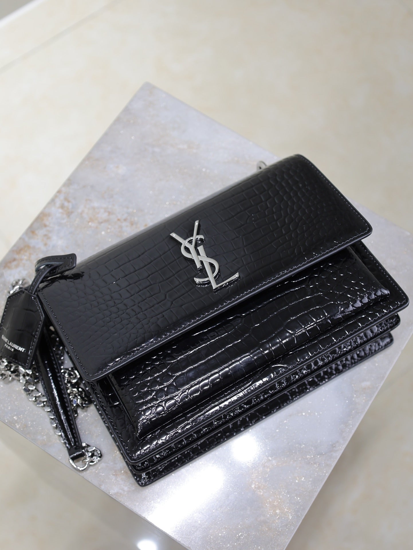 YSL 25S SUNSET MEDIUM 22 IN BLACK CROCODILE-EMBOSSED SHINY CALFSKIN SILVER HARDWARE