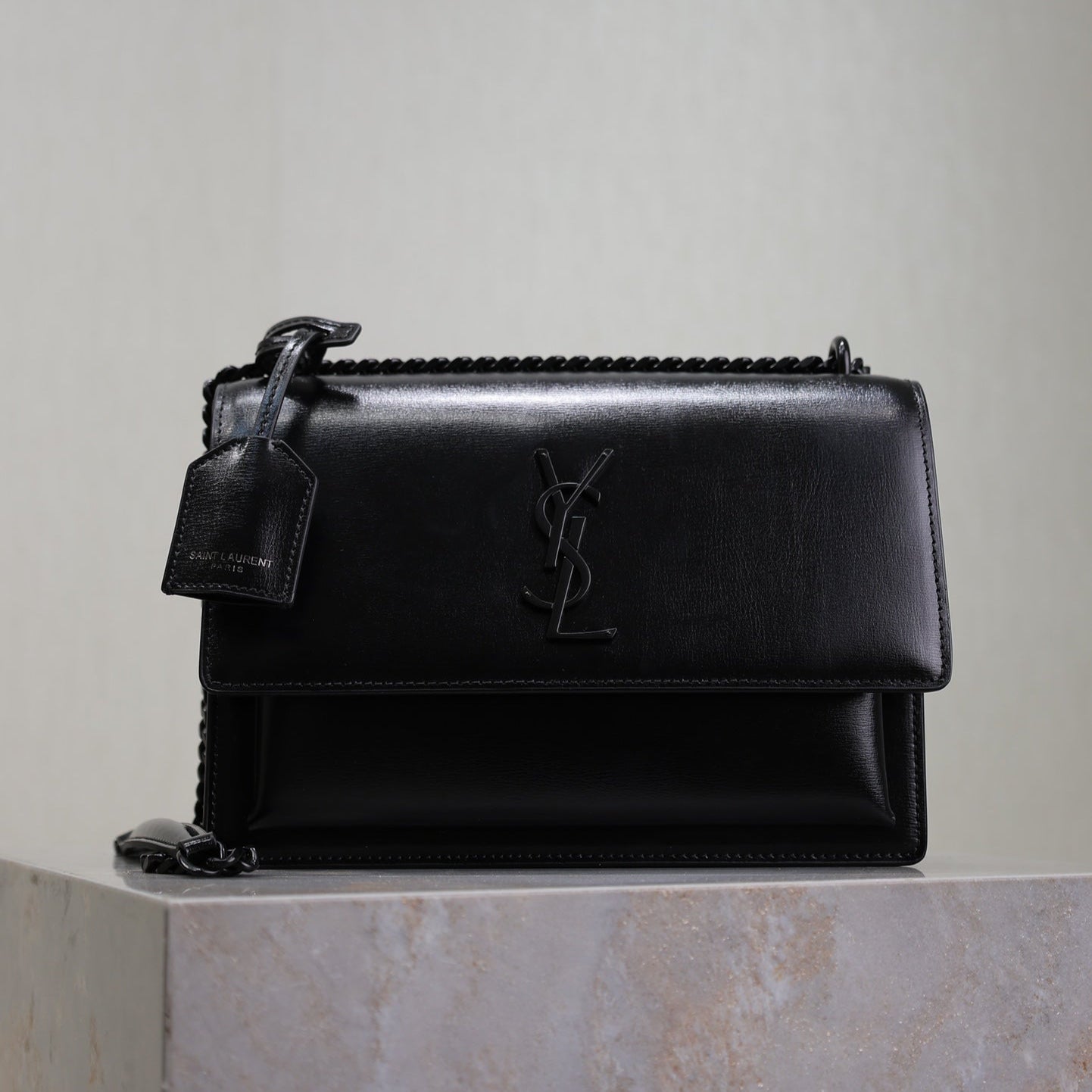 YSL 25S SUNSET BAG 22 IN BLACK CALFSKIN BLACK HARDWARE