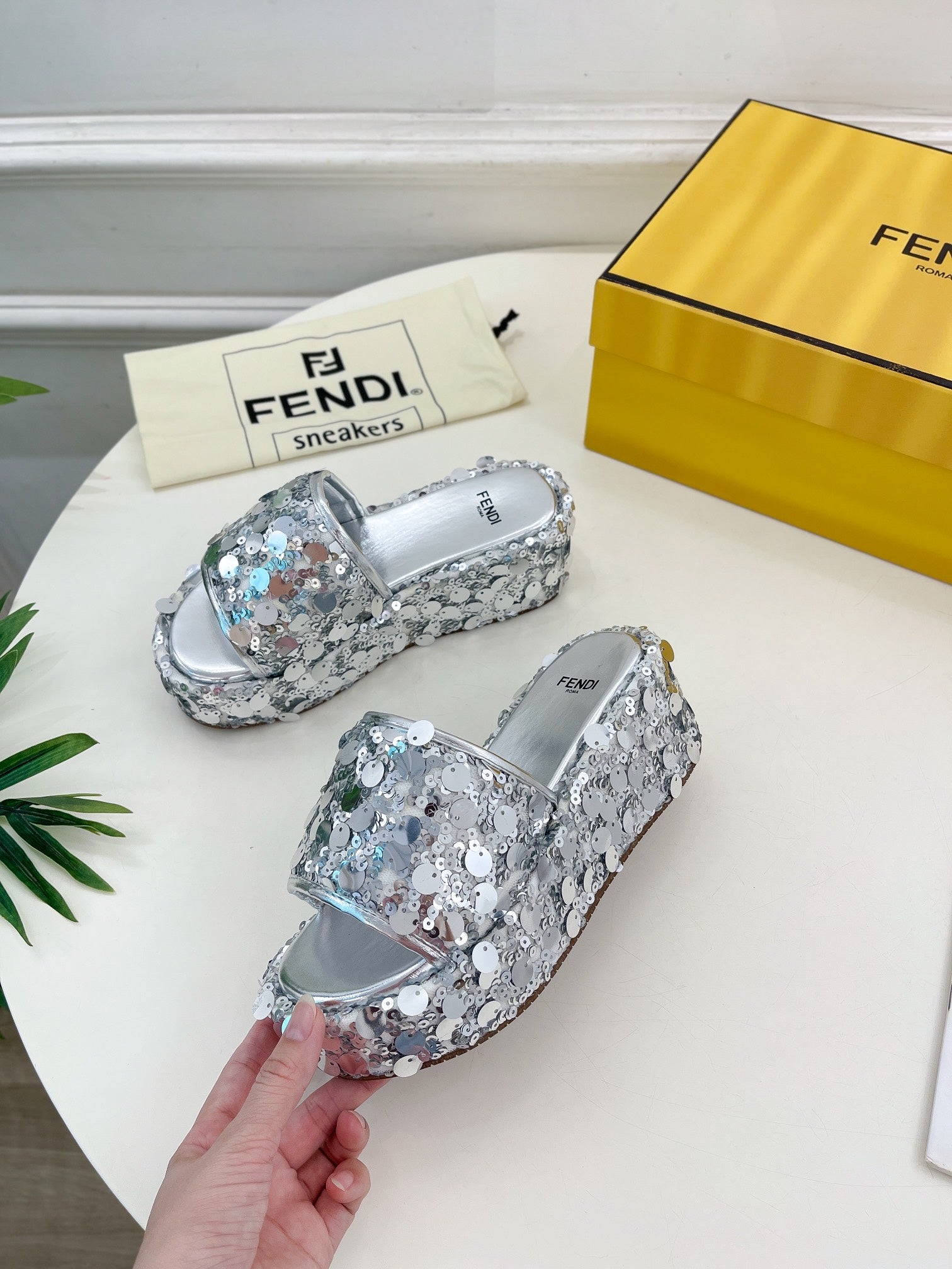 FENDI THICK SOLE 6 CM SEQUIN SLIPPER SILVER