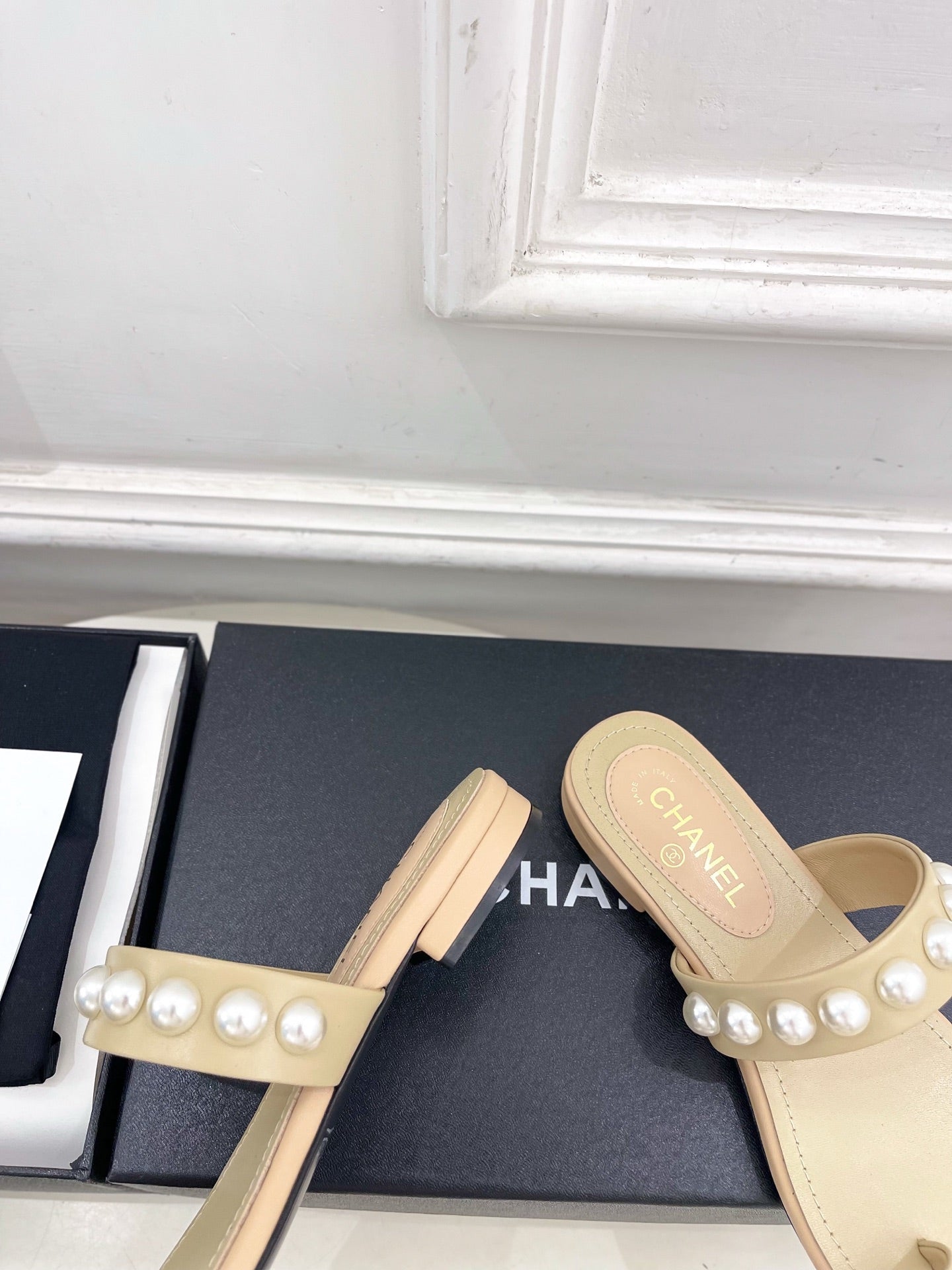 CHANEL 26S THONG SANDALS IN BEIGE LAMBSKIN WITH PEARL EMBELLISHMENTS