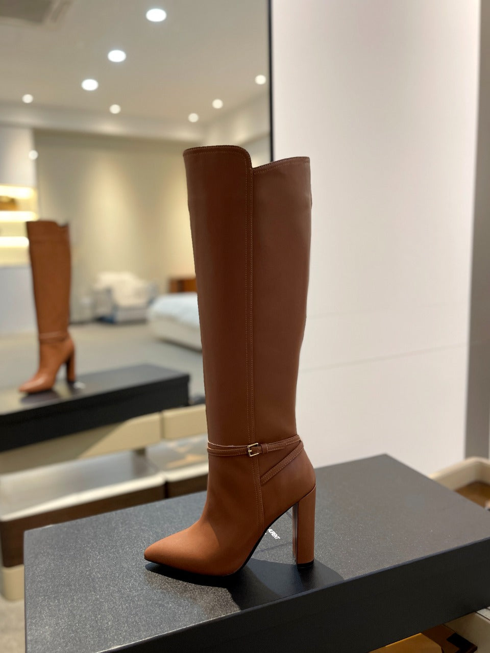 YSL 25S HIGH-HEEL KNEE-HIGH BOOTS 95 MM IN RUST BROWN LAMBSKIN
